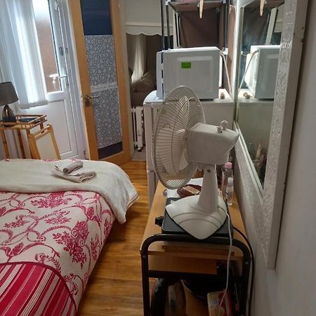 Larchmont Stay Side En Suite With Small Double Bed Лестер Экстерьер фото