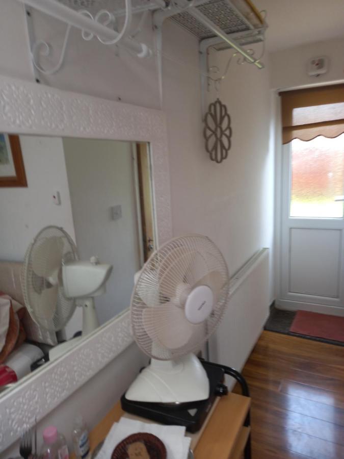 Larchmont Stay Side En Suite With Small Double Bed Лестер Экстерьер фото